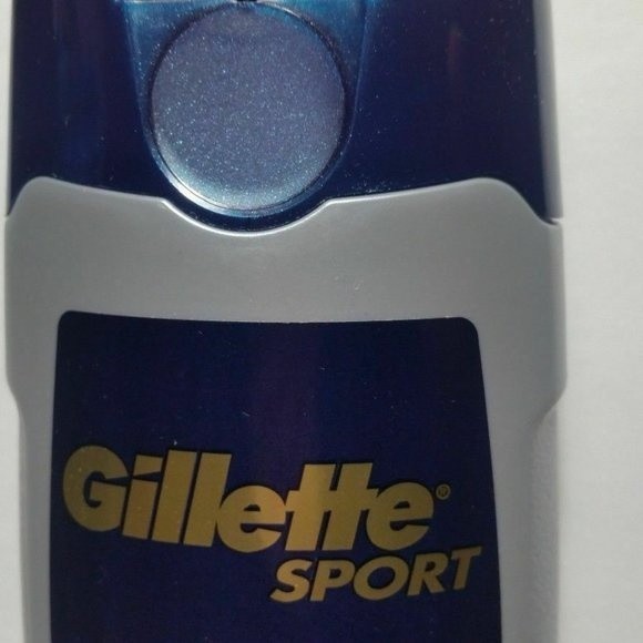 Gillette Sport Clean & Refreshing Body Wash Sport Scent 3) Bottles DISCONTINUED - Picture 2 of 9